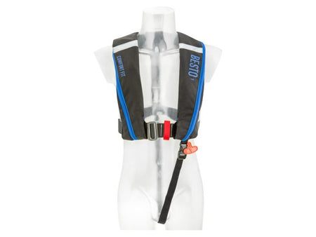 NauticPro.dk | Besto, Oppustelig redningsvest, Comfortfit 180N, Auto/Harness, Sort/Blå, 40+kg, Voksen, Halkey Roberts V90000, CO2 Cylinder 38g