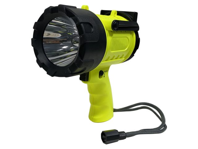 Trem, håndholdt lygte LED stor 840 lumen (L2235065)